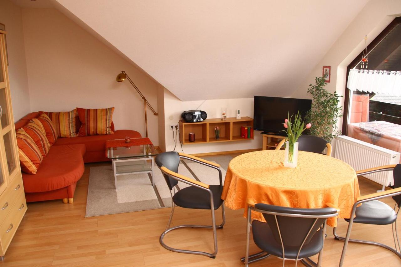 Ferienwohnungen Haus Albert Großheubach 外观 照片